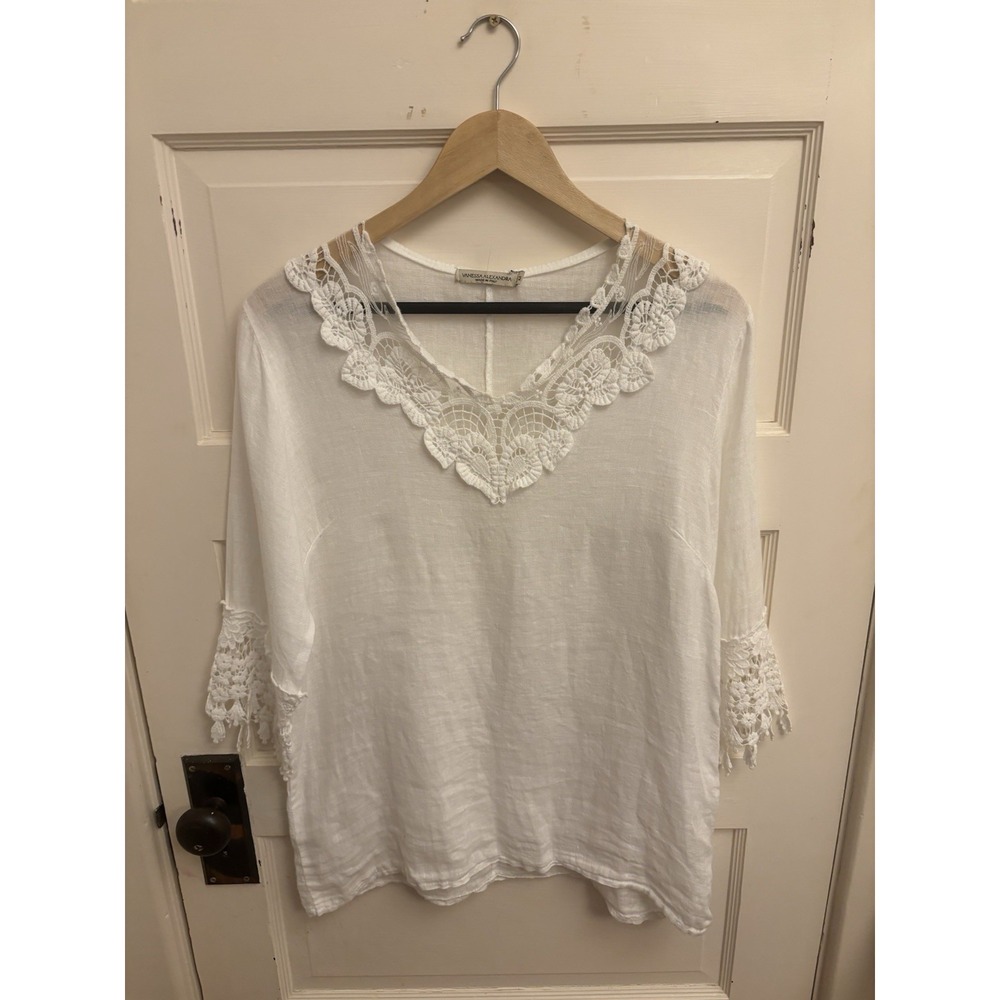 Vanessa Alexandra‎ Women's White Linen Top Lace Detail 3/4 Sleeves NWOT Size M